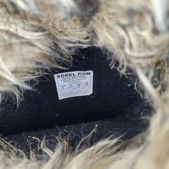 SOREL Joan of Arctic Suede Faux Fur Trim Insulated &amp; Waterproof Snow Boots 8