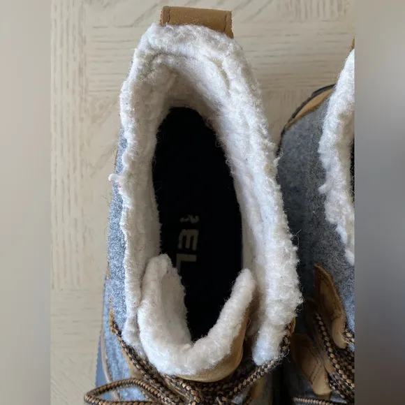 SOREL Out N About Waterproof Leather Felt Women's Boots Size 9.5