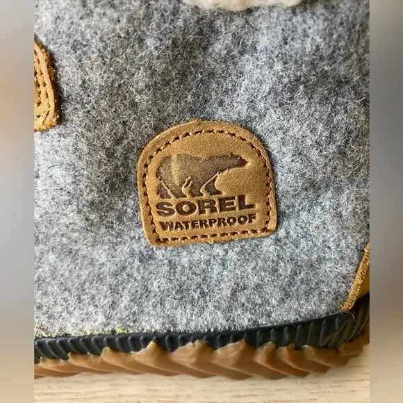 SOREL Out N About Waterproof Leather Felt Women's Boots Size 9.5