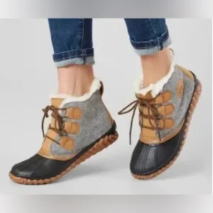 SOREL Out N About Waterproof Leather Felt Women's Boots Size 9.5