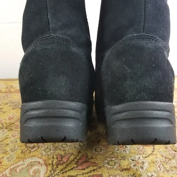 Sorel Waterfall black suede insulate winter boots