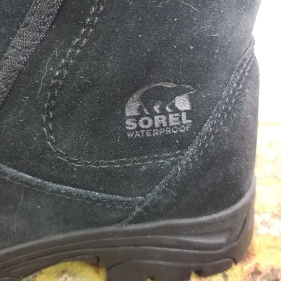 Sorel Waterfall black suede insulate winter boots