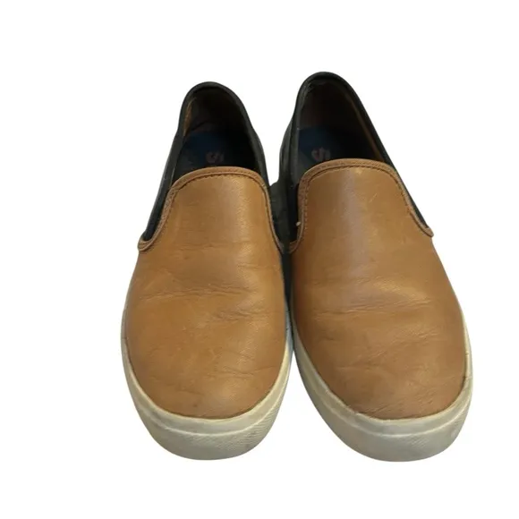 SORELWomen's Campsneak Slip-On Shoes size 6.5