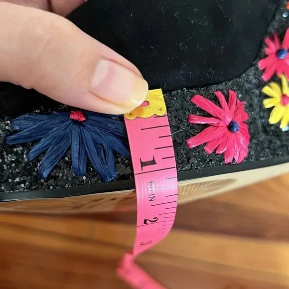 Sparkling Botkier Jesse Platform Wedge Sandals with a Raffia Floral Design - 9.5