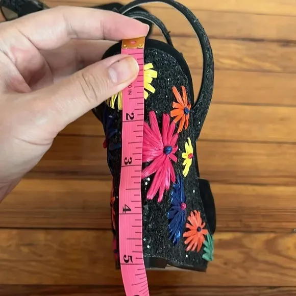 Sparkling Botkier Jesse Platform Wedge Sandals with a Raffia Floral Design - 9.5