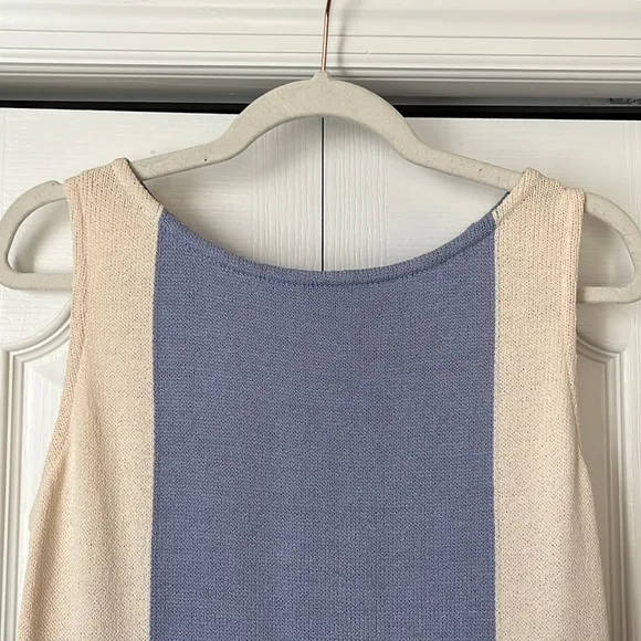 ST. JOHN Classic Knit Colorblock Scoopneck  Sheath Dress