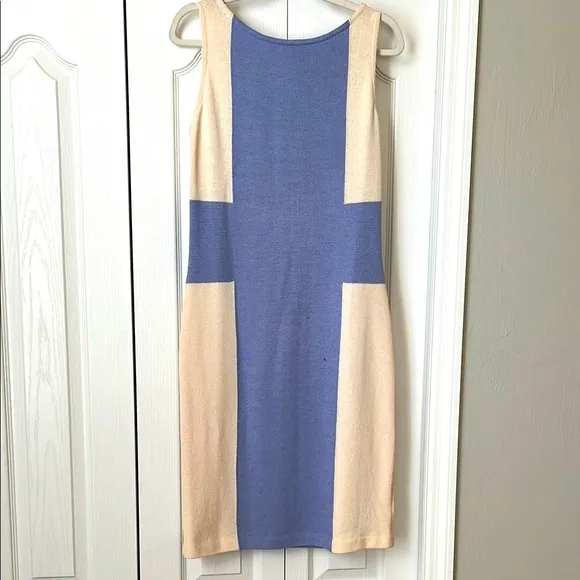 ST. JOHN Classic Knit Colorblock Scoopneck  Sheath Dress