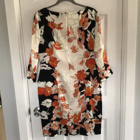 ST. JOHN Modern Floral Stretch Silk Charmeuse Sheath Dress  Size 10