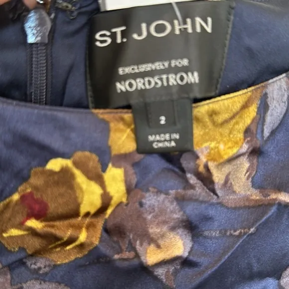 St. John Modern Silk Floral Stretch Dress - Size 2