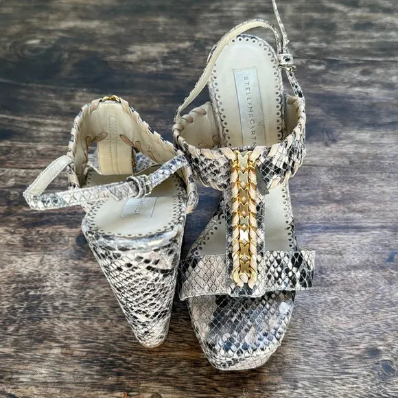 Stella McCartney snakeskin platform wedge heel sandals w/ gold chain size 7