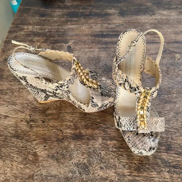 Stella McCartney snakeskin platform wedge heel sandals w/ gold chain size 7