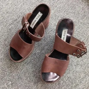 Steve Madden Brown Wedge Sandals size 7 and a half