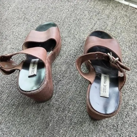 Steve Madden Brown Wedge Sandals size 7 and a half