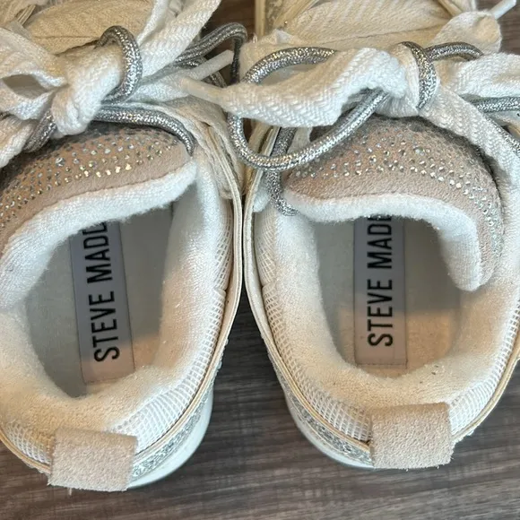 Steve Madden Roaring White Rhinestones Platform Sneakers Shoes 7.5M