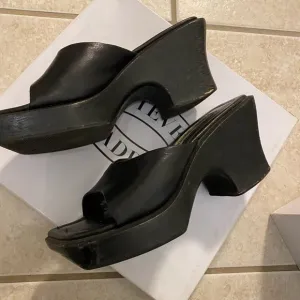 Steve Madden Wedge Leather Sandals Shoes Black