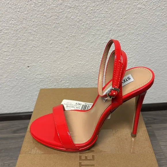 Steve Madden Women's Wafer Two-Piece Platform Sandals