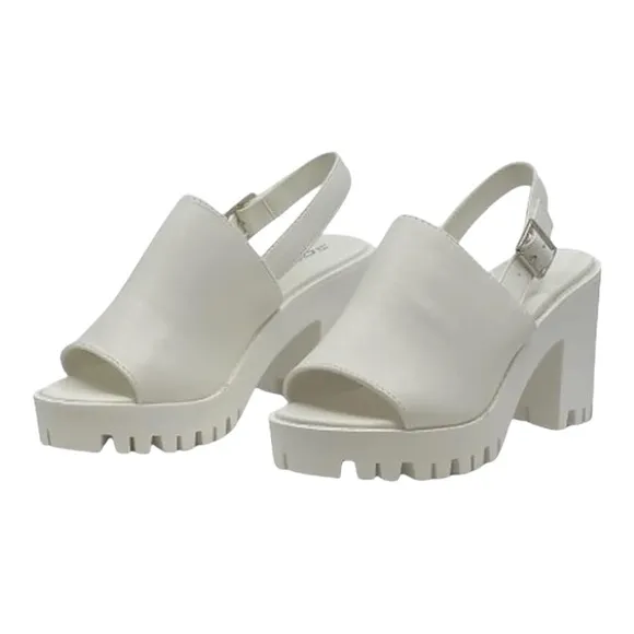 Steve Madden Women's White Chunky Heel Sandals. Size 10