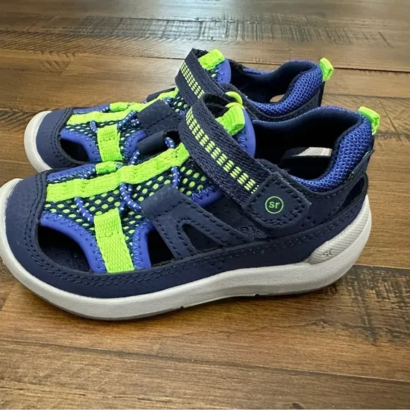 Stride Rite M2P Toddler‎ Boys Size 5 Scout Water Shoe/Sandals Navy/Royal