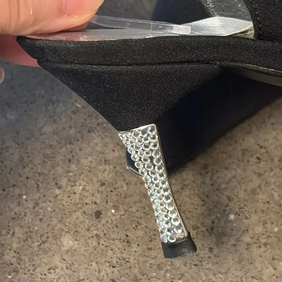 Stuart Weitzman Slingback Rhinestone Kitten Heels 7.5