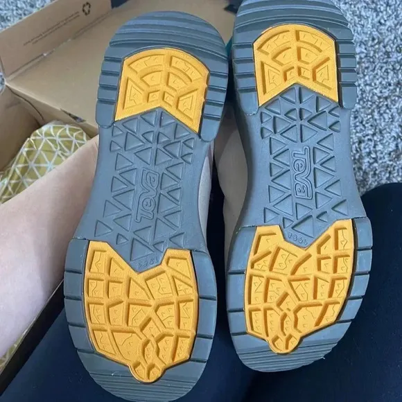 Teva Women's Gateway Low Sneakers Women's Shoes Size 8.5