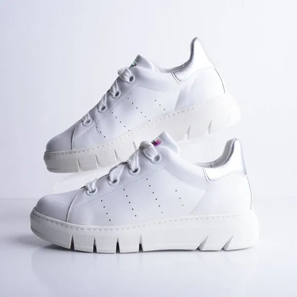 The Flexx Womens Platform Sneakers Shoes White Low Top Leather EU 41 US 10.5 NEW