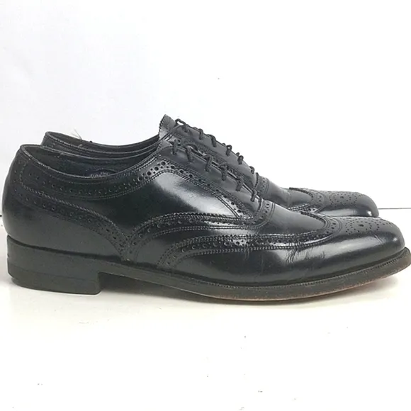 The Florsheim Shoe Men's Black Leather Lace-up Wingtip Oxford Dress Shoe