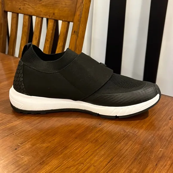 The North Face Touji Boa shoes sneakers new black white Mens Sizes