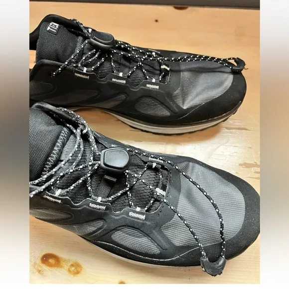 TIEM VIA WOMENS US 12 Cycling Shoes -black