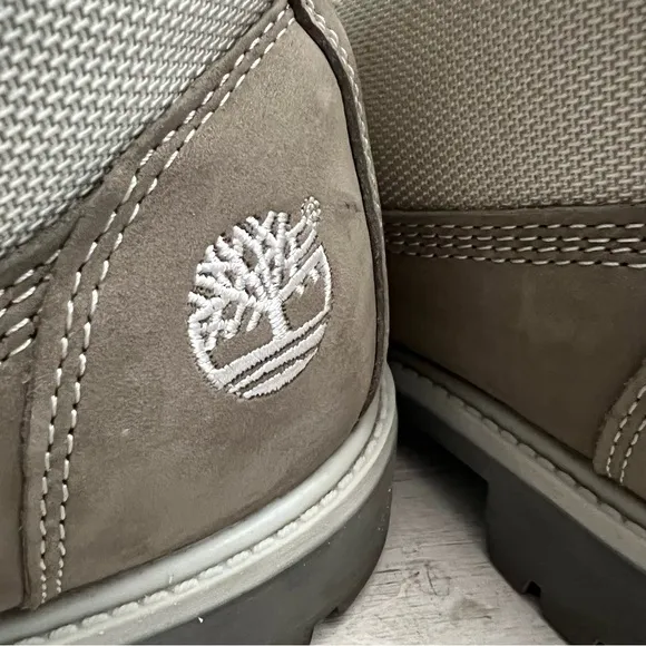 Timberland Campsite Grey Nubuck Waterproof Lug Boots Size 10 with Original Box