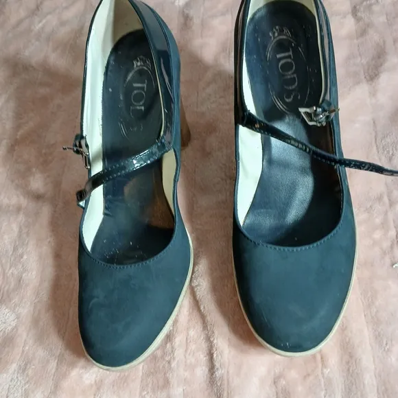 Tod's Black and Cream Mary Jane Heels with Thick Heel Size 37