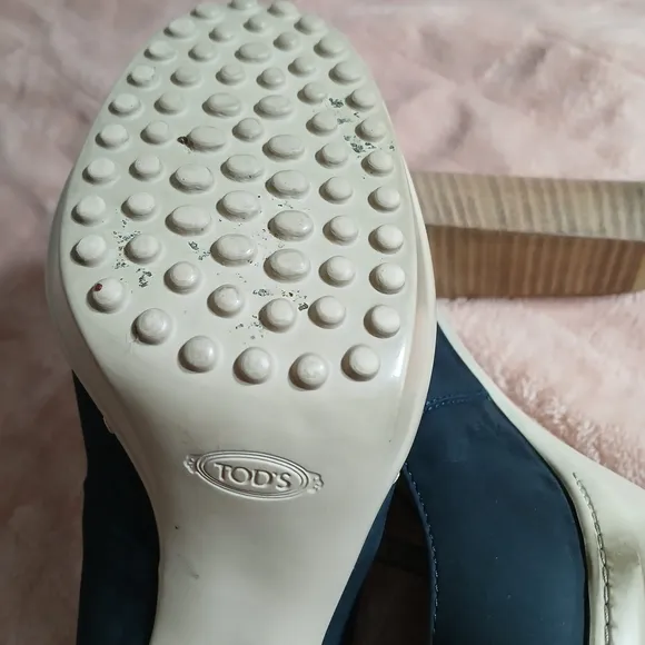 Tod's Black and Cream Mary Jane Heels with Thick Heel Size 37