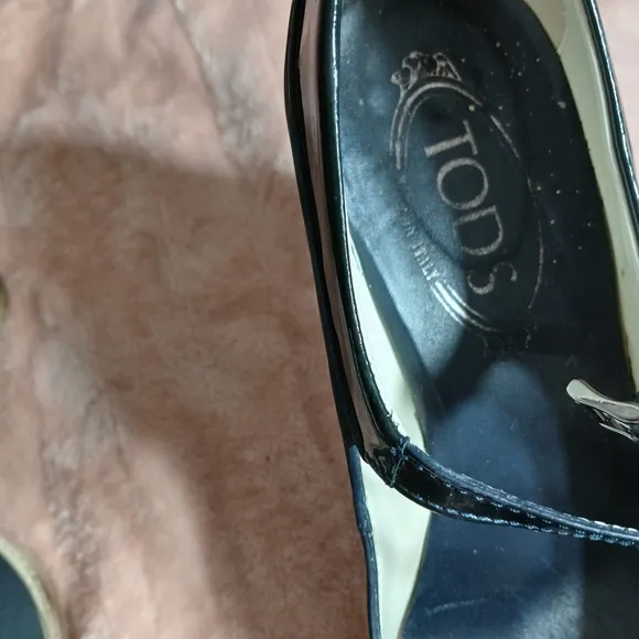 Tod's Black and Cream Mary Jane Heels with Thick Heel Size 37