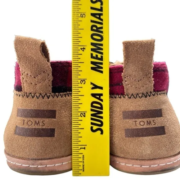 TOMS Buffalo Check Plaid Ankle Boots Lace Up Red &amp; Black Womens Shoe Size 8 NEW!