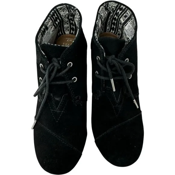 Toms Desert Wedge Bootie Womens SZ 7 Black Suede Lace Up Leather Comfort Shoes