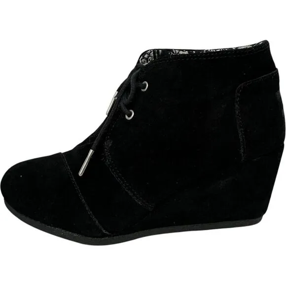 Toms Desert Wedge Bootie Womens SZ 7 Black Suede Lace Up Leather Comfort Shoes