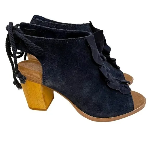 TOMS Elba Navy Suede Ruffle Heeled Peep Toe Bootie Sandal Size 6