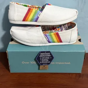 Toms Women Alpargata White Unity Rainbow Canvas‎ Loafer Shoes Sz 6.5