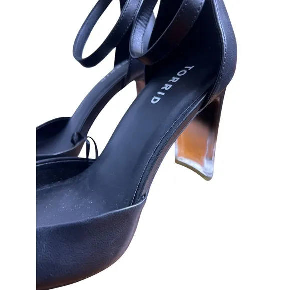Torrid Black Ankle Strap Pointed Toe Lucite Ombre Heel Pumps 9WW Wide Width Plus
