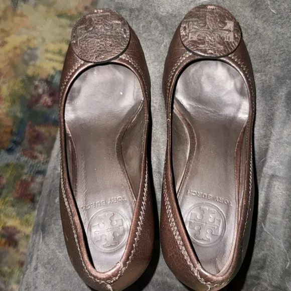 Tory Burch Dark Brown Leather Wedge Shoes Classic Everyday Wear Business Size 5