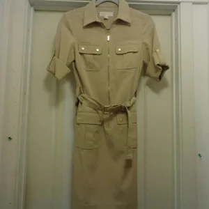 TRENDING CLASSIC GIRL BEIGE NEUTRAL MICHAEL KORS SAFARI DRESS X S