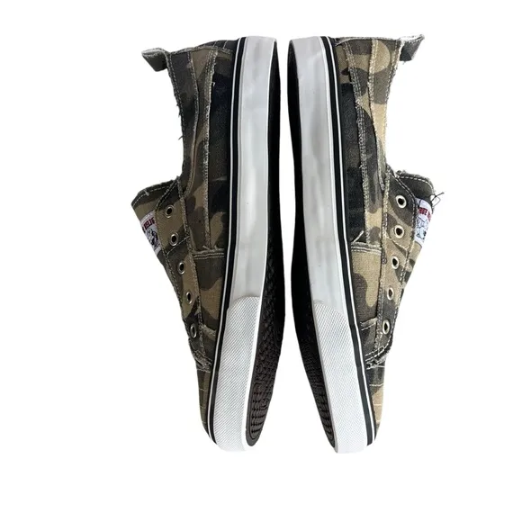 True Religion Men’s Size 11M Green Camo, Brodhi Laceless Canvas Slip On Sneakers