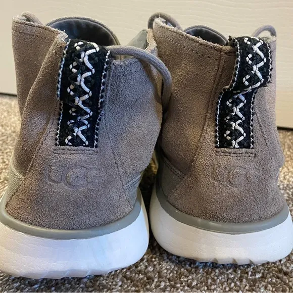 UGG 1006694 Australia S/N Men's Sz 11 Gray Sneakers Shoes