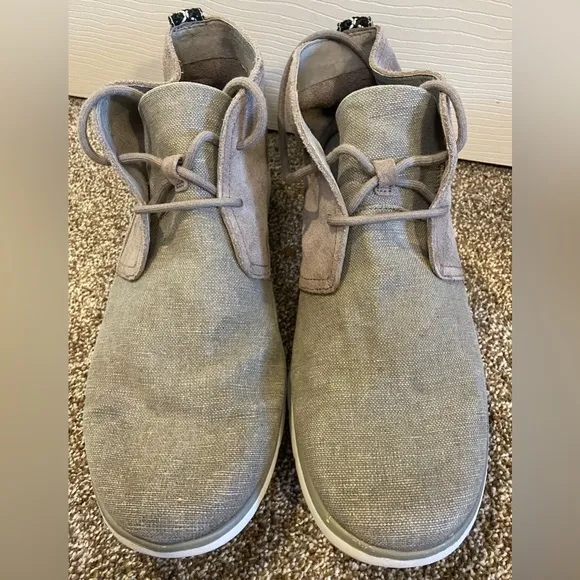 UGG 1006694 Australia S/N Men's Sz 11 Gray Sneakers Shoes