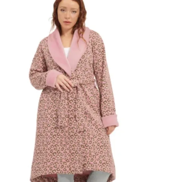 UGG 1095612 Clay Pink Leopard Duffield II Fleece Wrap Robe BNWT small