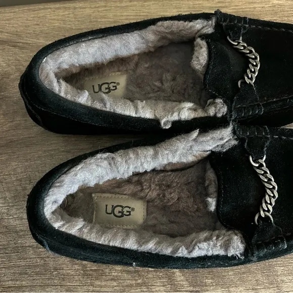 Ugg Ansley Black Suede Leather Slippers Moccasins 1095103 Women’s Sz 7 Fur Lined