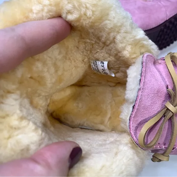 UGG AUSTRALIA Alena Slippers