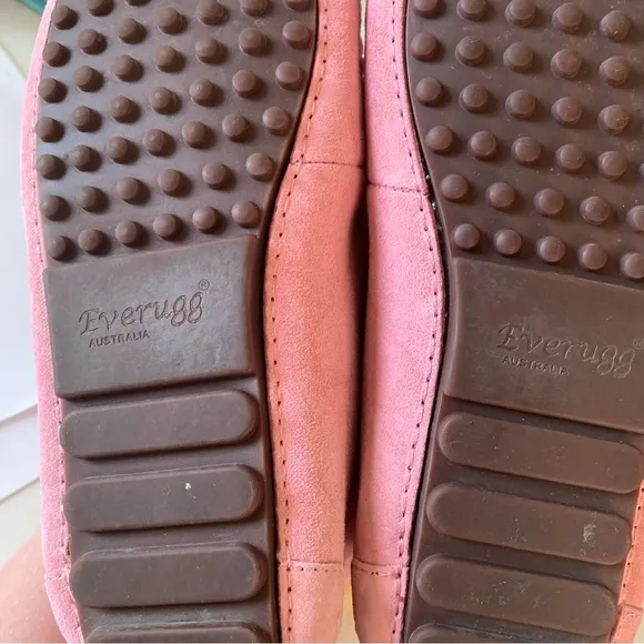 UGG AUSTRALIA Alena Slippers