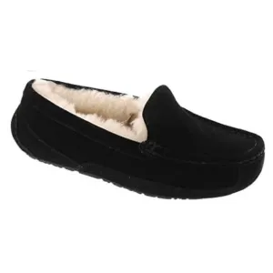 UGG Australia Black Suede Slip On Shoes Classic Comfortable Women's Size 6