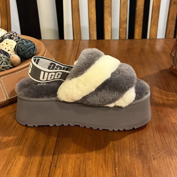 Ugg Australia Disco Slide stripe sandals shoes platform new grey Women’s size 7
