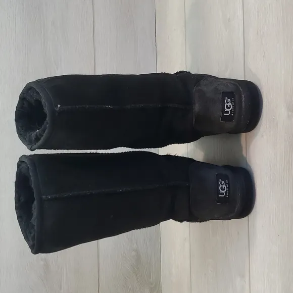 Ugg Australia Women Classic Tall 5815 Sheepskin Boots shoes sz 6
